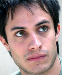    (Gael Garcia Bernal)