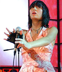   (Karen O)