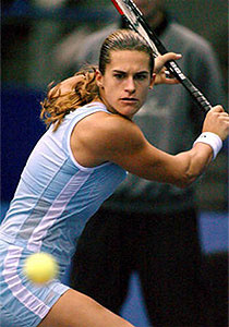   (Amlie Mauresmo)