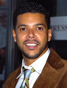   (Wilson Cruz)